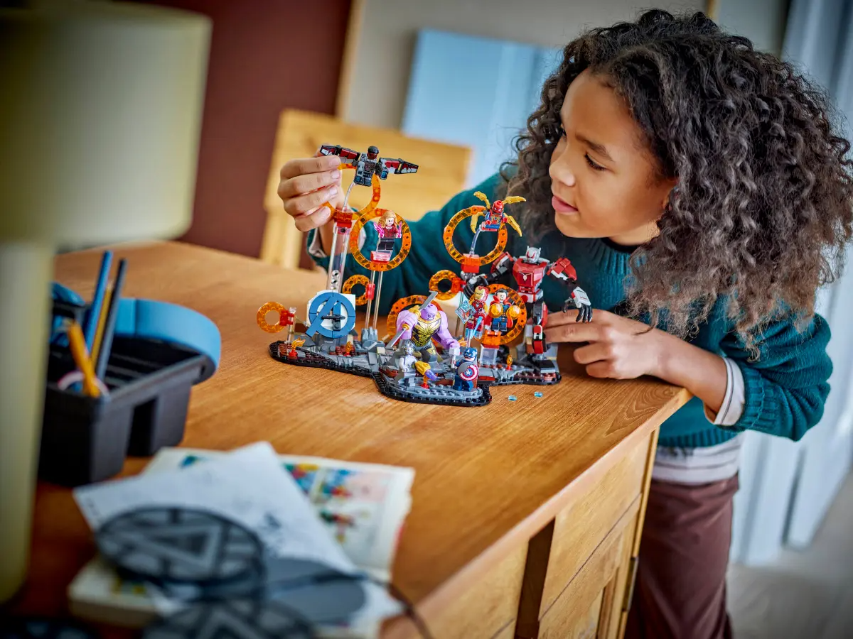 LEGO® Marvel Endgame: The Ultimate Showdown (Set 76323)